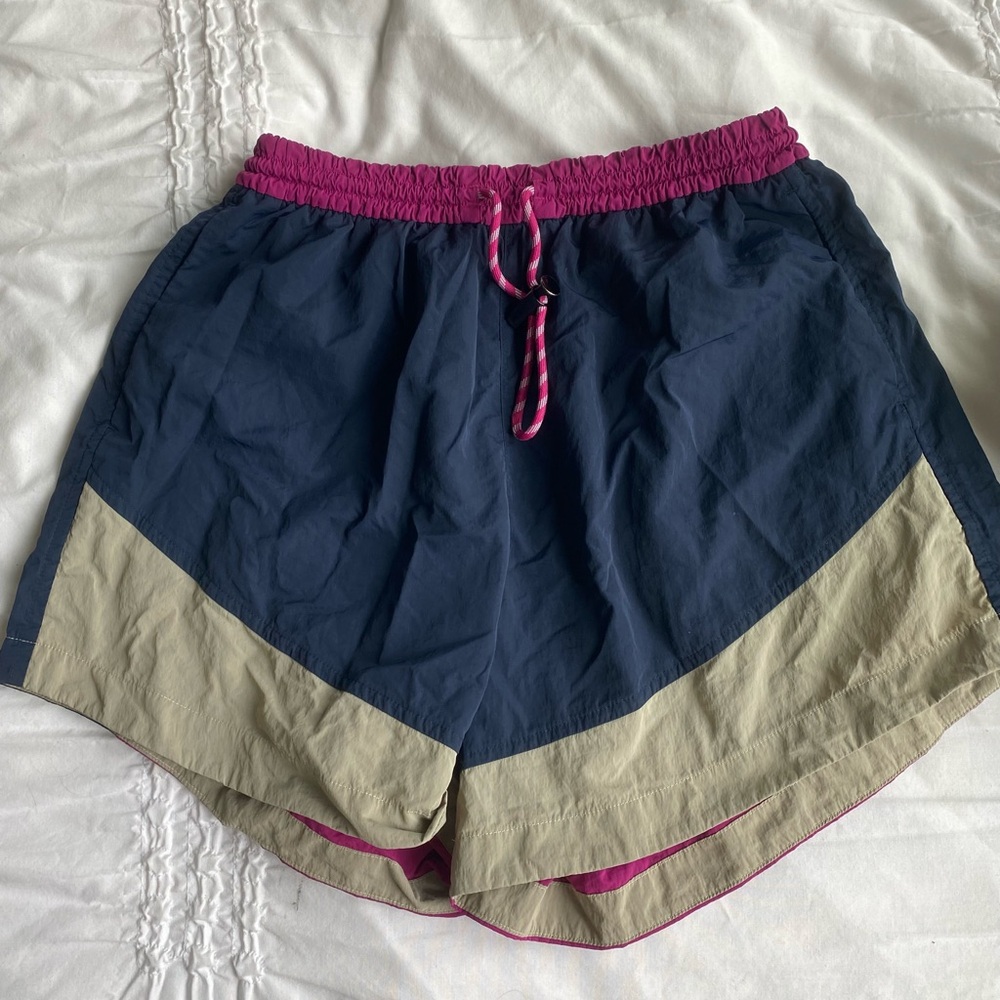 Lululemon Evergreen High Rise shorts!